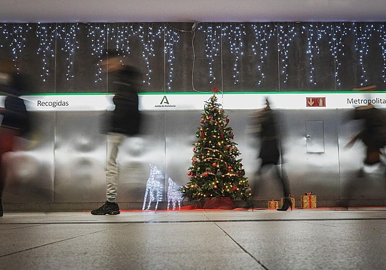 El metro de Granada refuerza su servicio con más horas y 40.000 plazas adicionales para Navidad